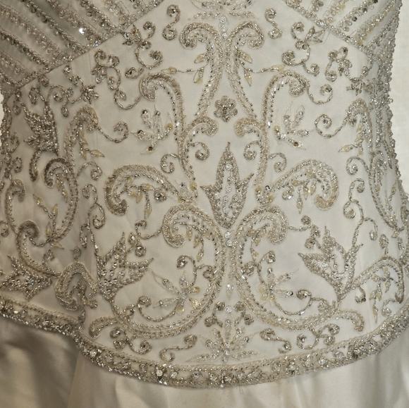 Elegant White and Silver Embellished Wedding Dress - Picture 2 of 8